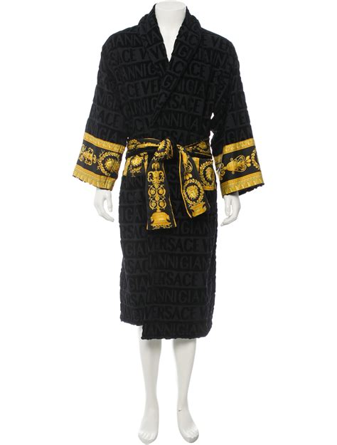 louis vuitton robe mens